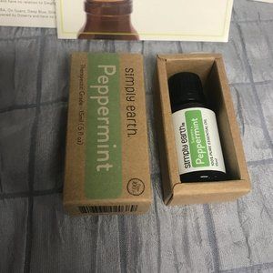 Simply Earth Peppermint Essential Oil 15ml NIB